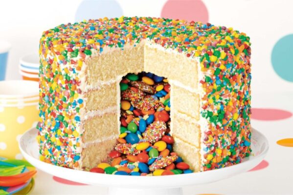 banh dap pinata cau vong 1