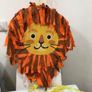 pinata sư tử