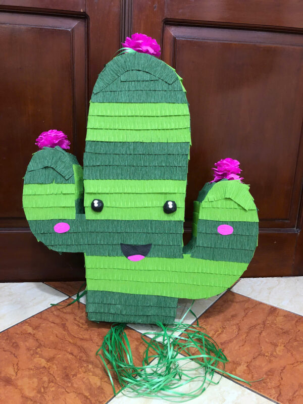 pinata xương rồng vui vẻ